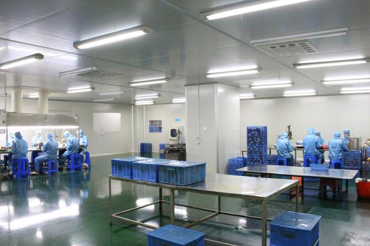 上海祛斑霜代加工厂 护肤品贴牌生产的完整指南